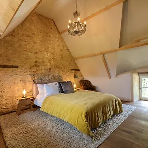  Hébergement de vacances Maison Typique Bretonne Avec Toit De Chaume